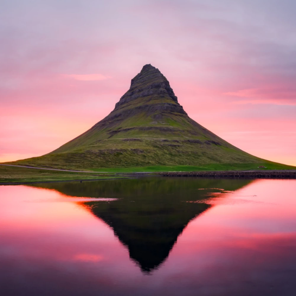 Kirkjufell Mountain